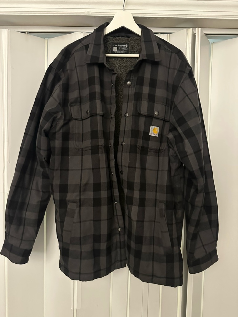Carhartt Men’s Black & Gray Plaid Sherpa-Lined Shirt Jacket